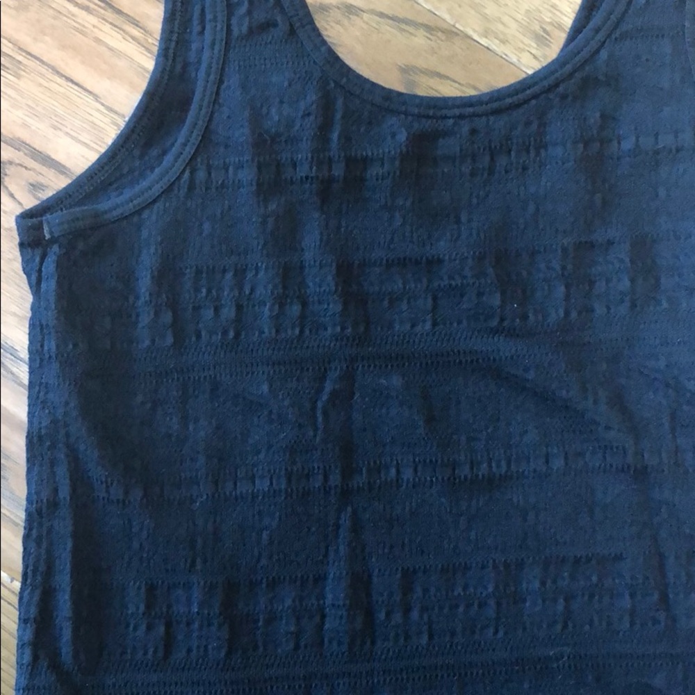 Tank - Picture 2 of 2